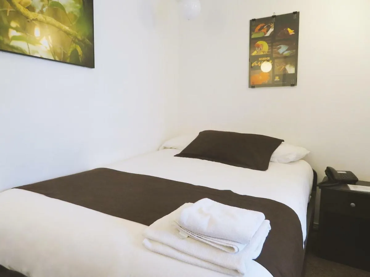 Bird Garden Guest House Quito Bed & Breakfast