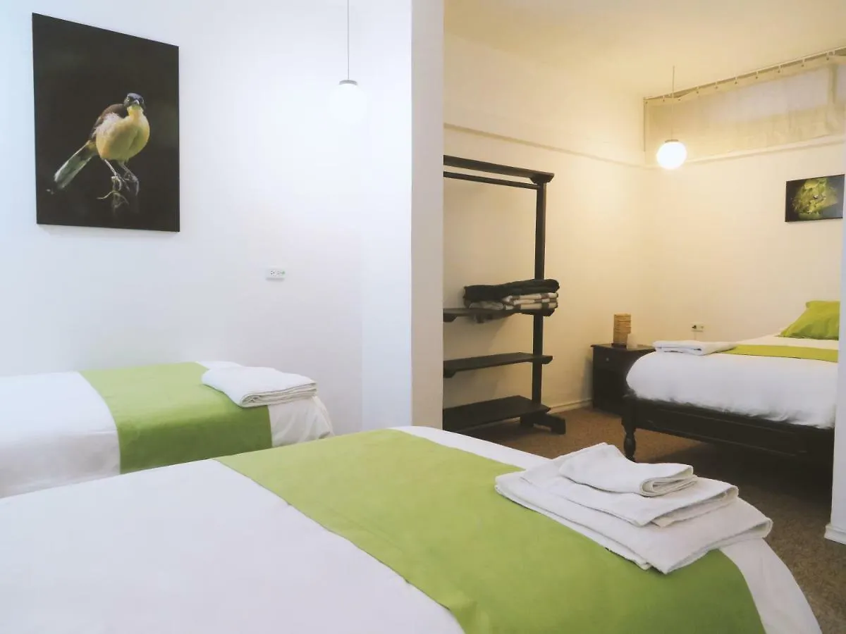Bird Garden Guest House Quito Bed and breakfast